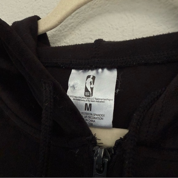 NBA Chicago Bulls Zip Hoodie | Women’s full zipper velvet embroidered sweater - Picture 5 of 8